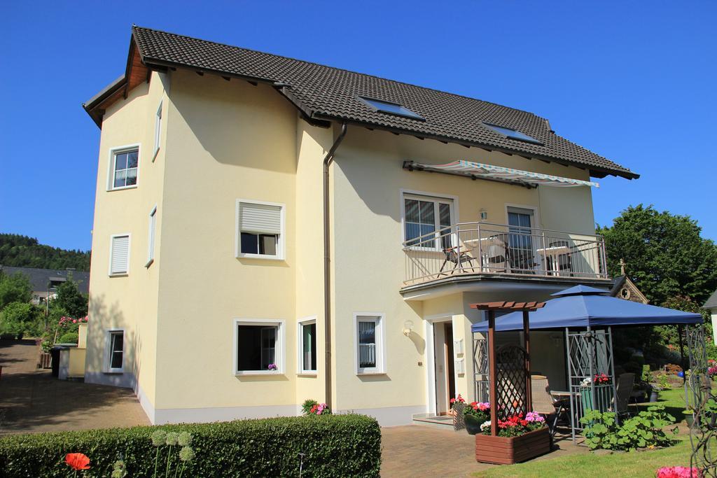 Gaestehaus Ehses Bernkastel-Kues Bagian luar foto
